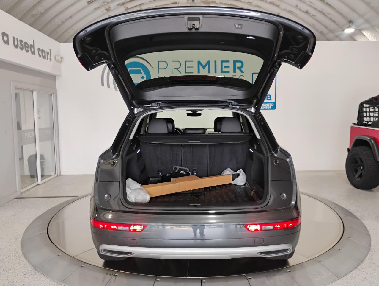 Audi Q5 2.0T Premium quattro 2019