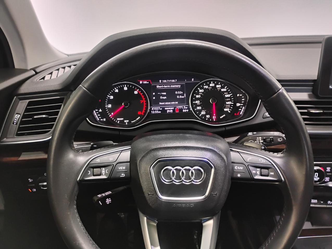 Audi Q5 2.0T Premium quattro 2019