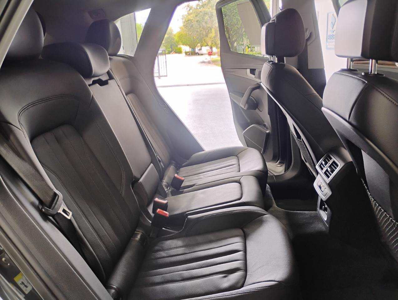 Audi Q5 2.0T Premium quattro 2019