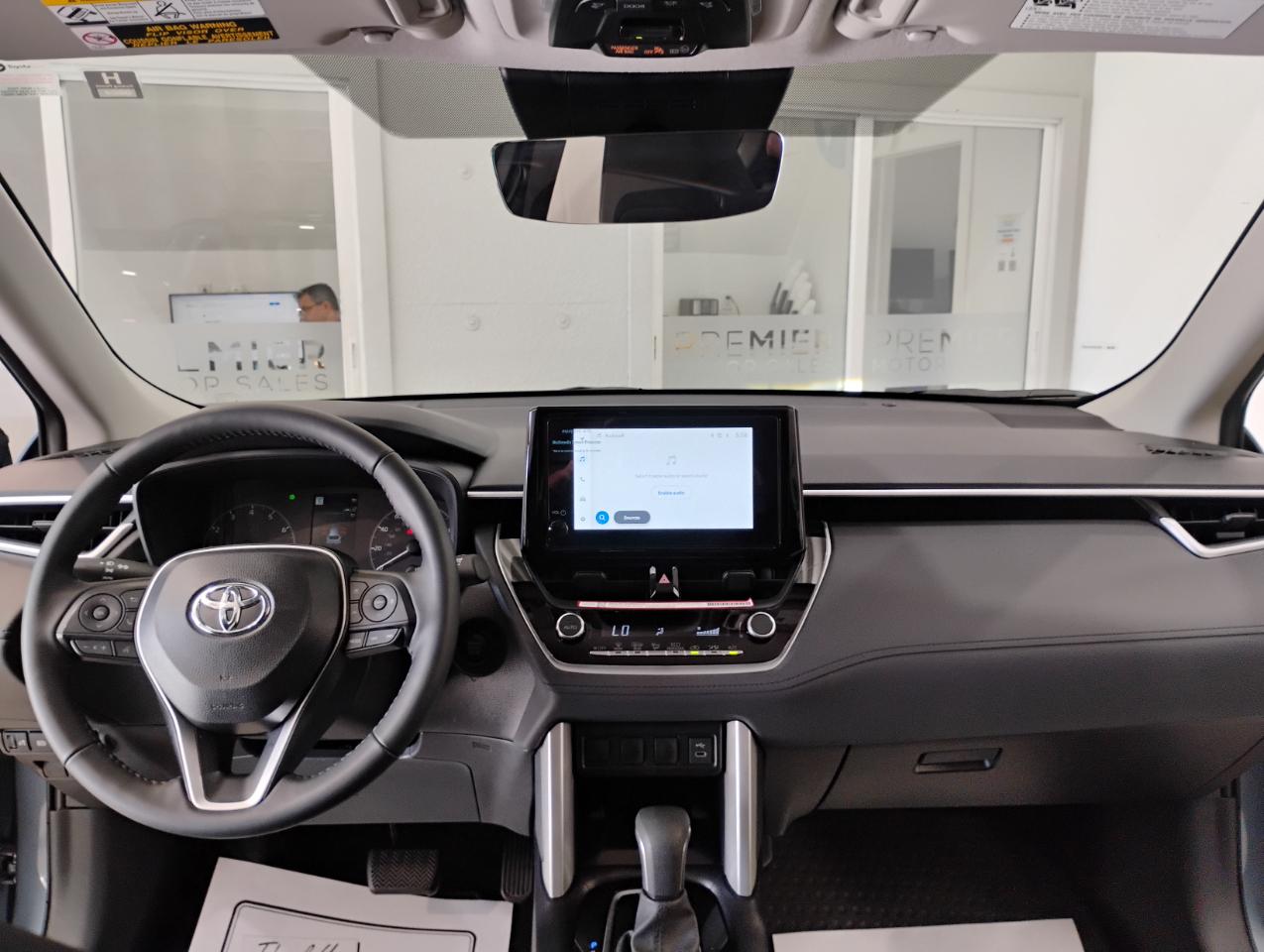 Toyota Corolla Cross LE 2025