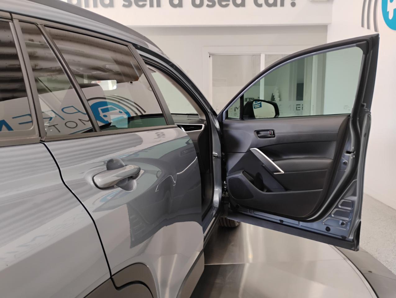 Toyota Corolla Cross LE 2025