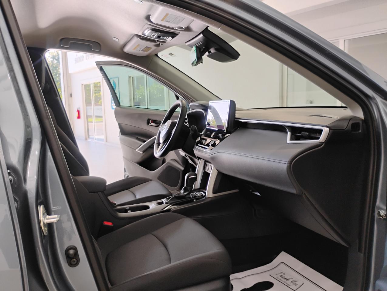 Toyota Corolla Cross LE 2025