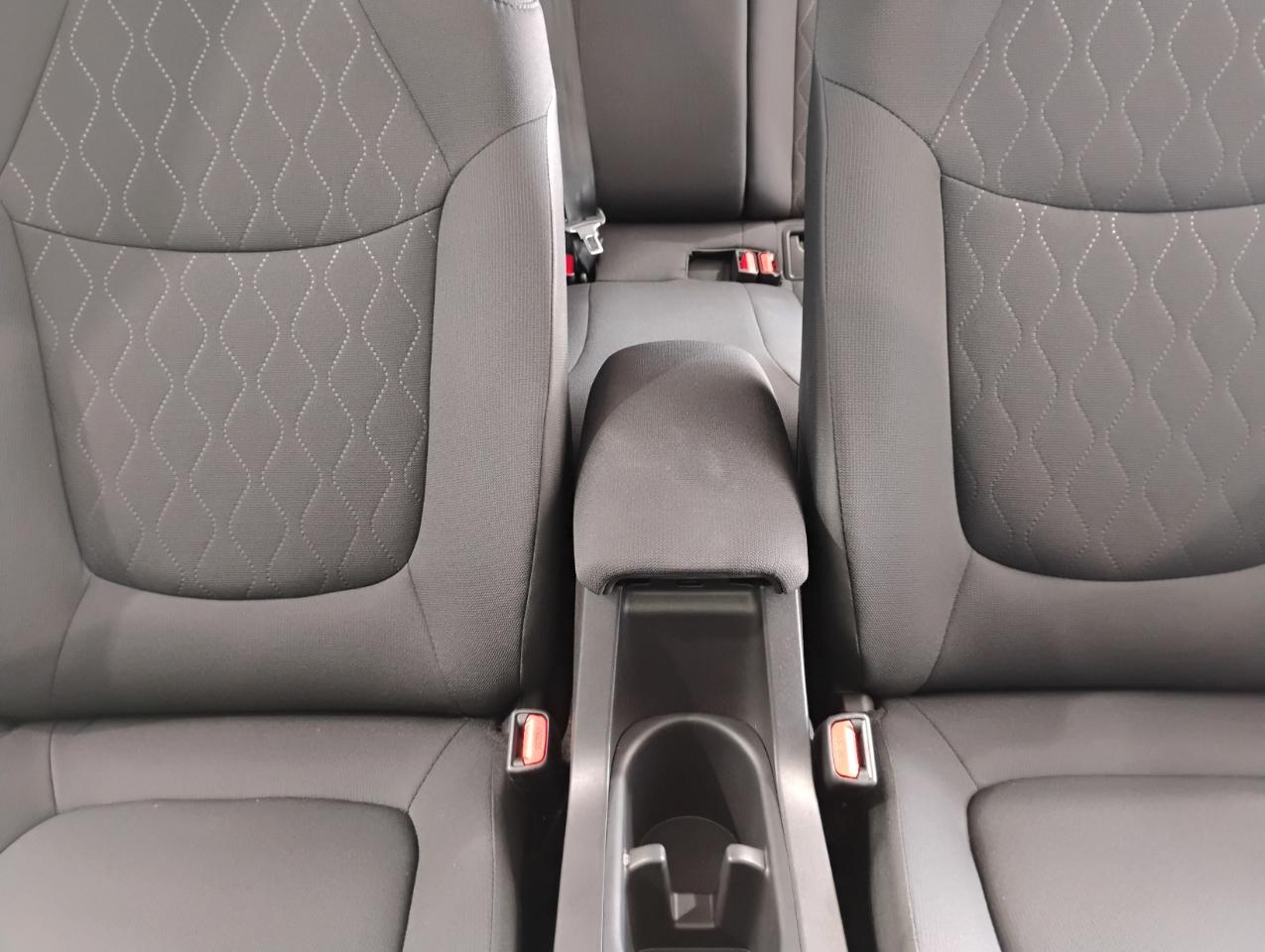 Toyota Corolla Cross LE 2025