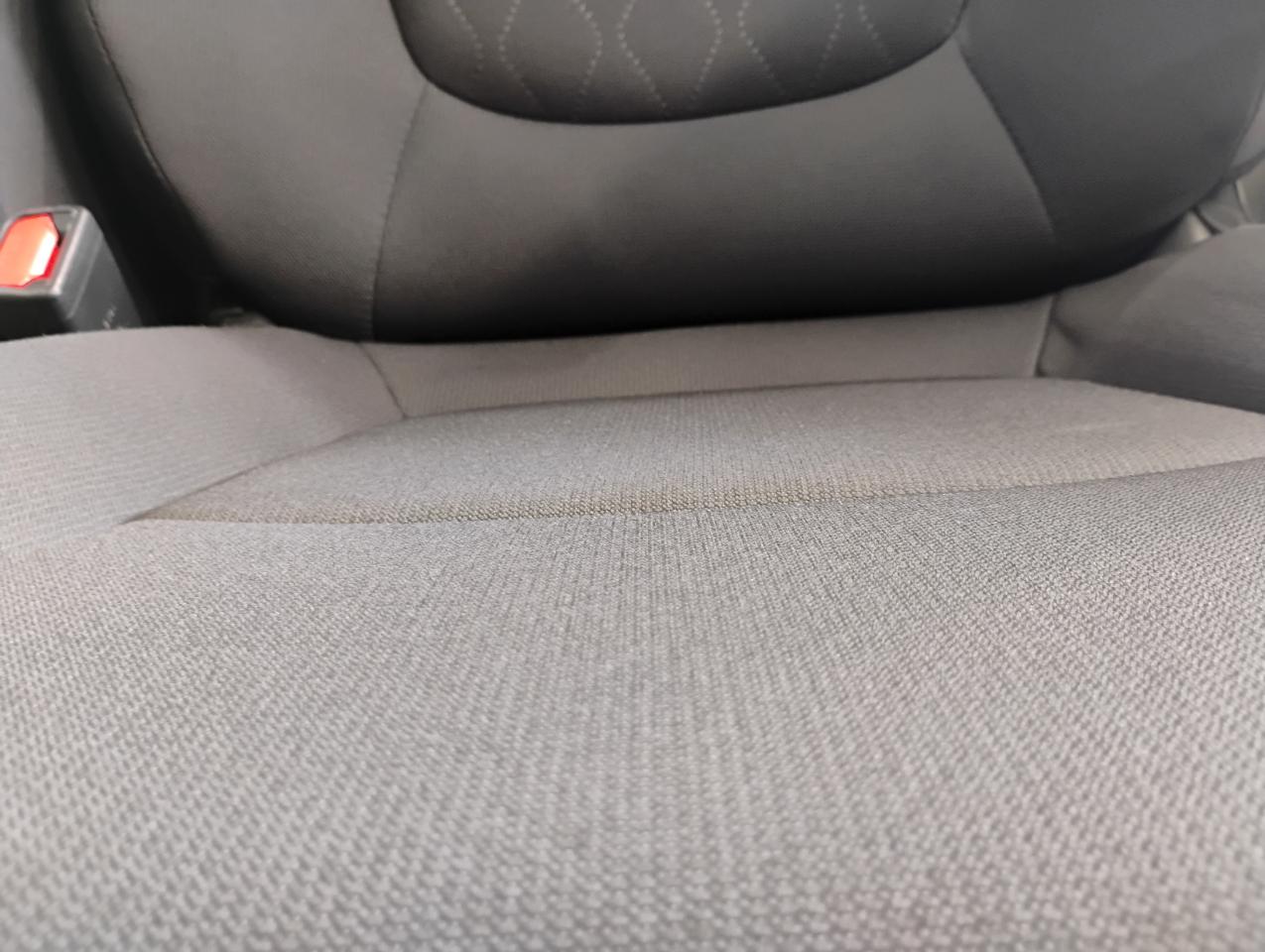 Toyota Corolla Cross LE 2025