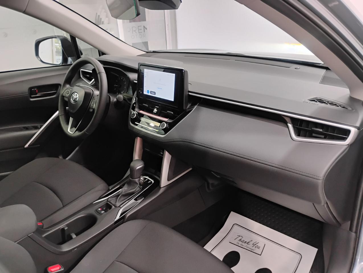 Toyota Corolla Cross LE 2025
