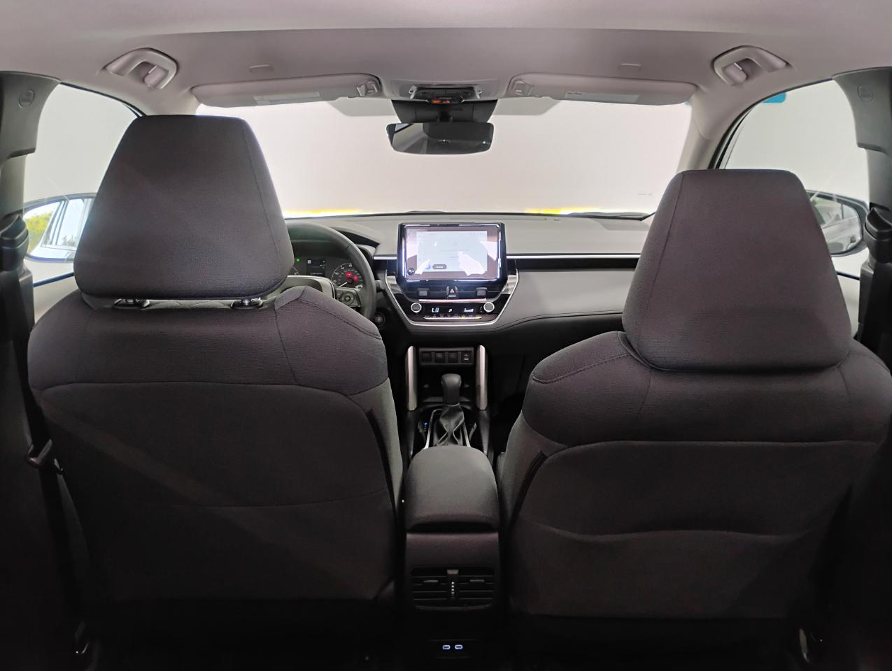 Toyota Corolla Cross LE 2025