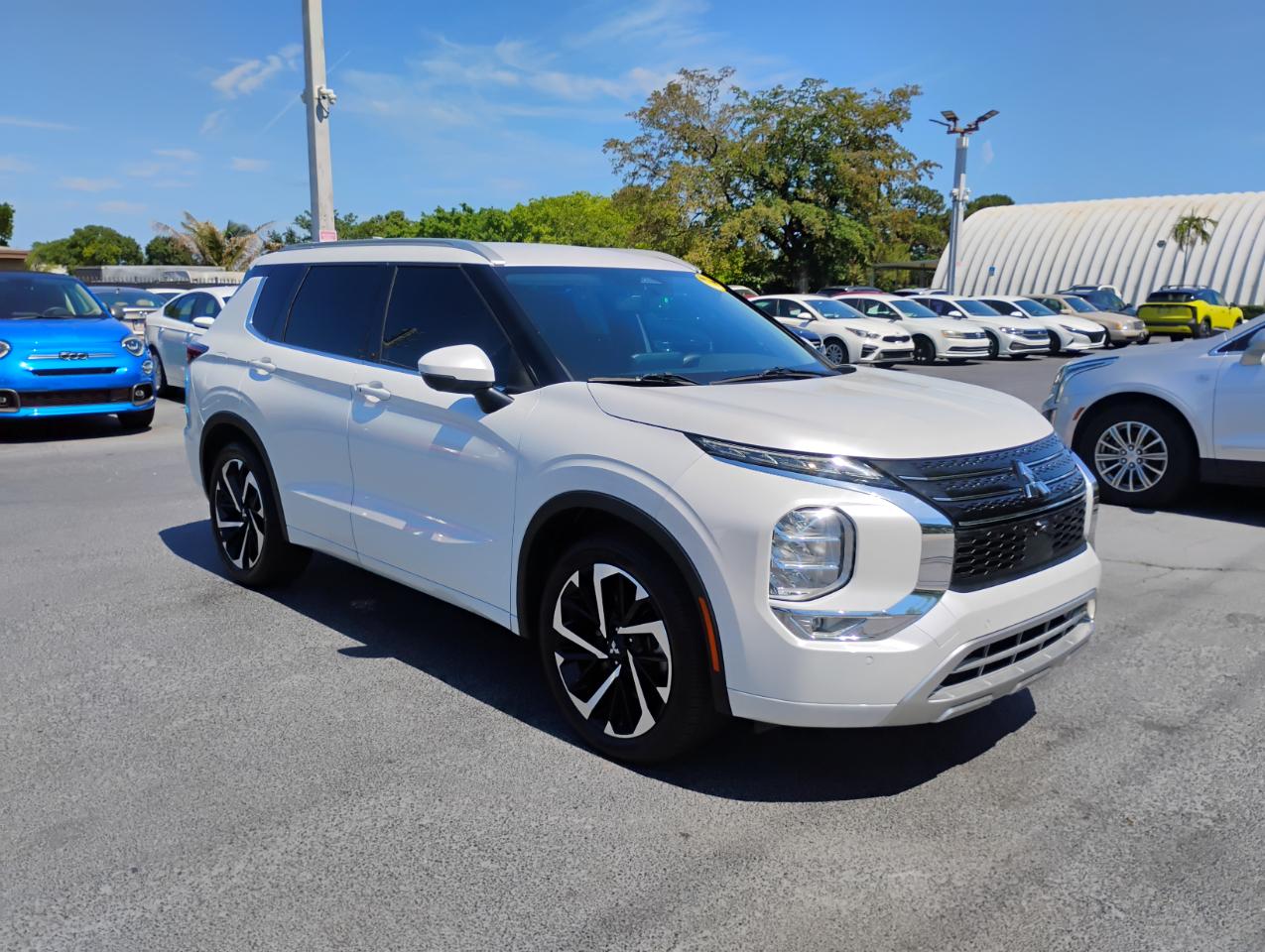 Mitsubishi Outlander SEL 2WD 2022