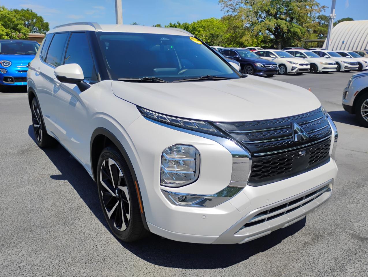 Mitsubishi Outlander SEL 2WD 2022