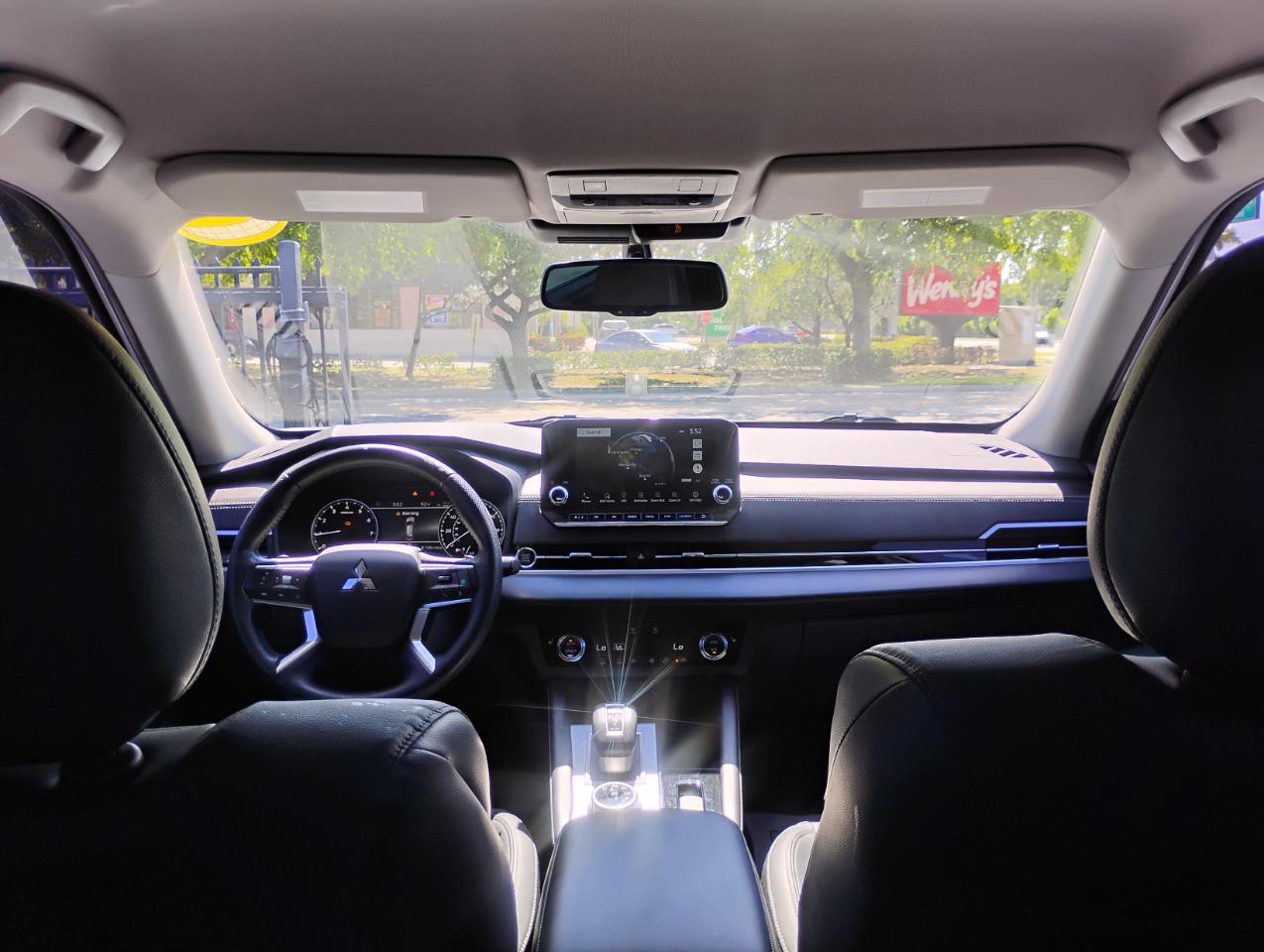 Mitsubishi Outlander SEL 2WD 2022