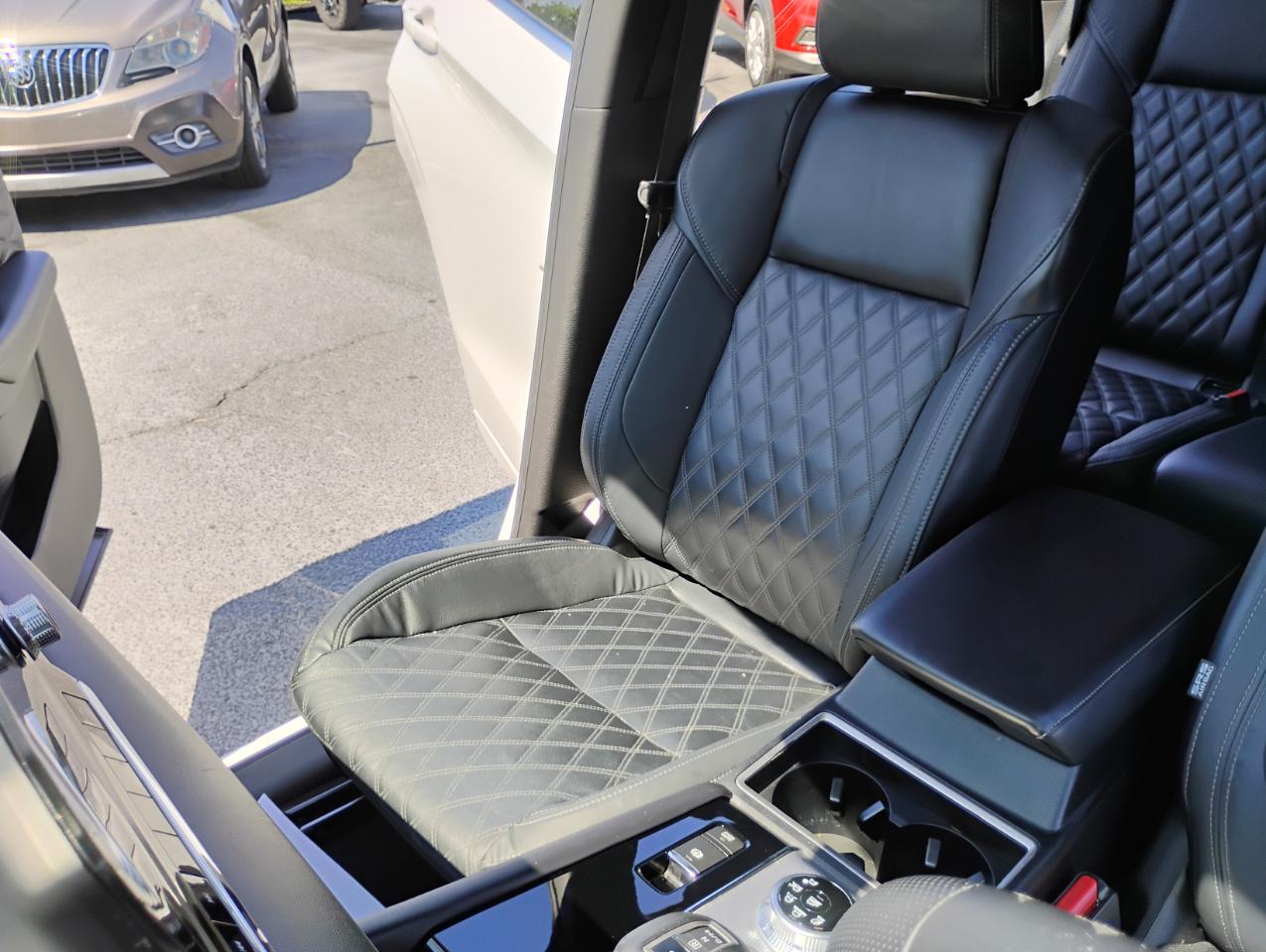 Mitsubishi Outlander SEL 2WD 2022