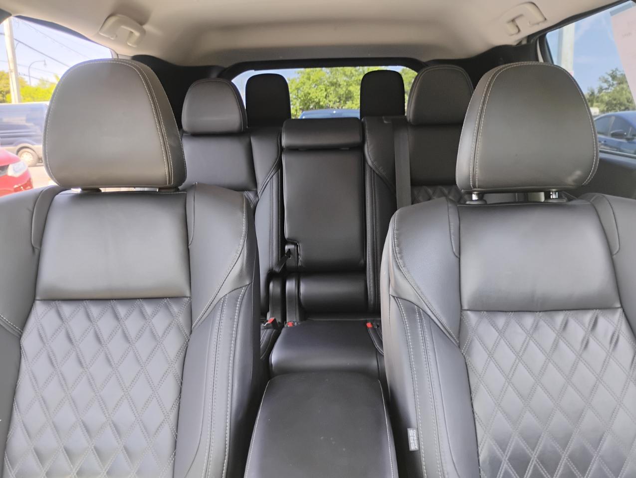 Mitsubishi Outlander SEL 2WD 2022