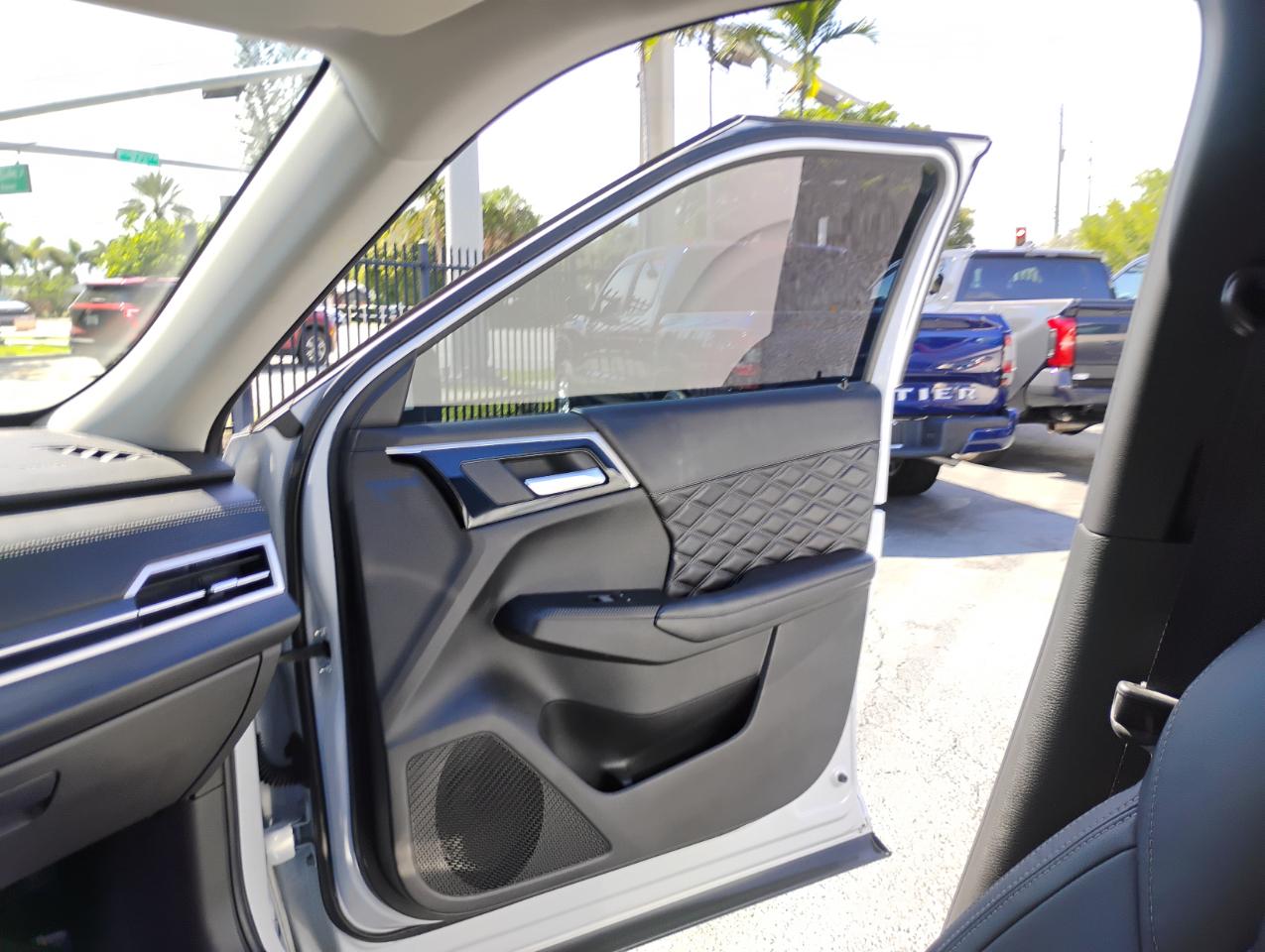 Mitsubishi Outlander SEL 2WD 2022