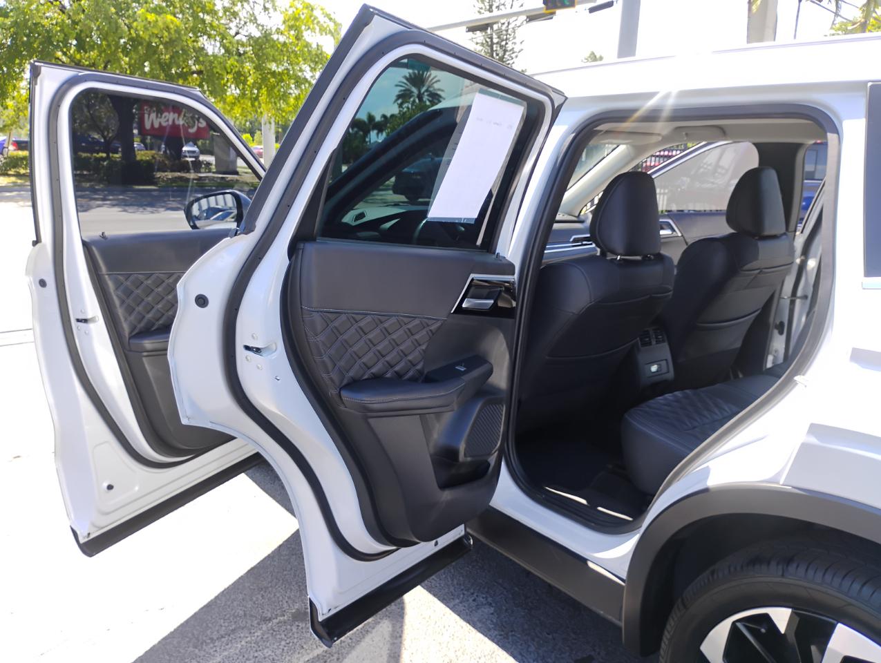 Mitsubishi Outlander SEL 2WD 2022