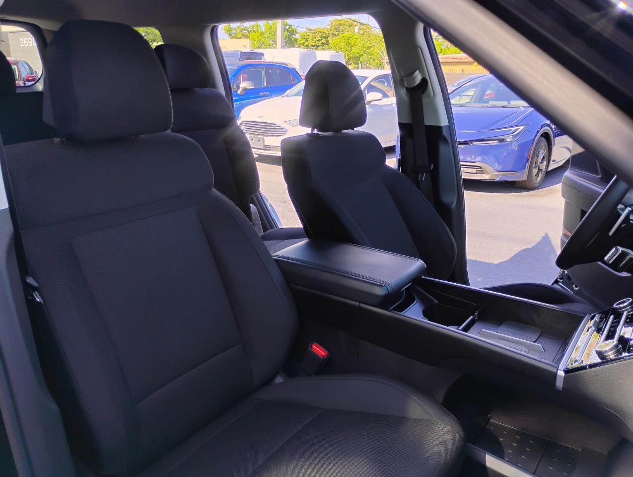 Hyundai Santa Fe SE 2026