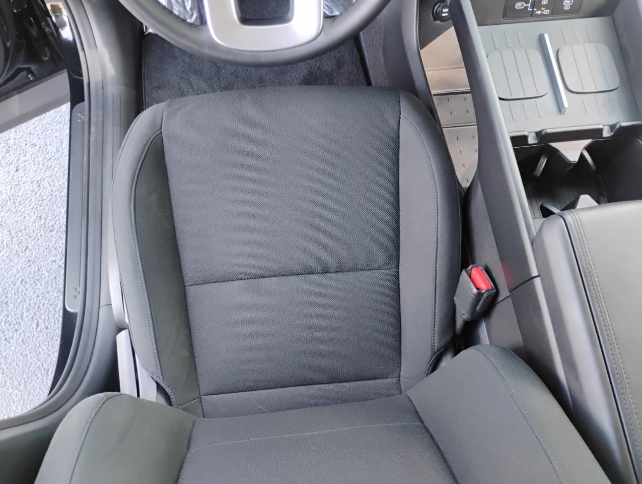 Hyundai Santa Fe SE 2026