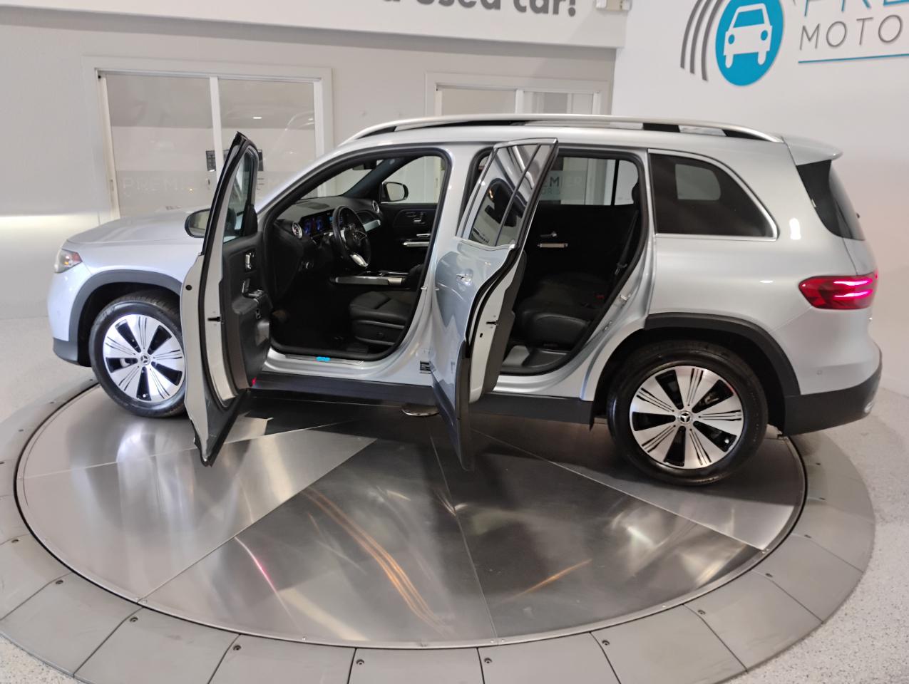 Mercedes-Benz EQB EQB 300 2024
