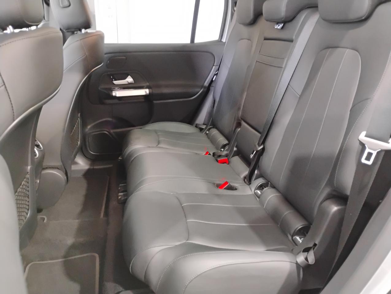 Mercedes-Benz EQB EQB 300 2024