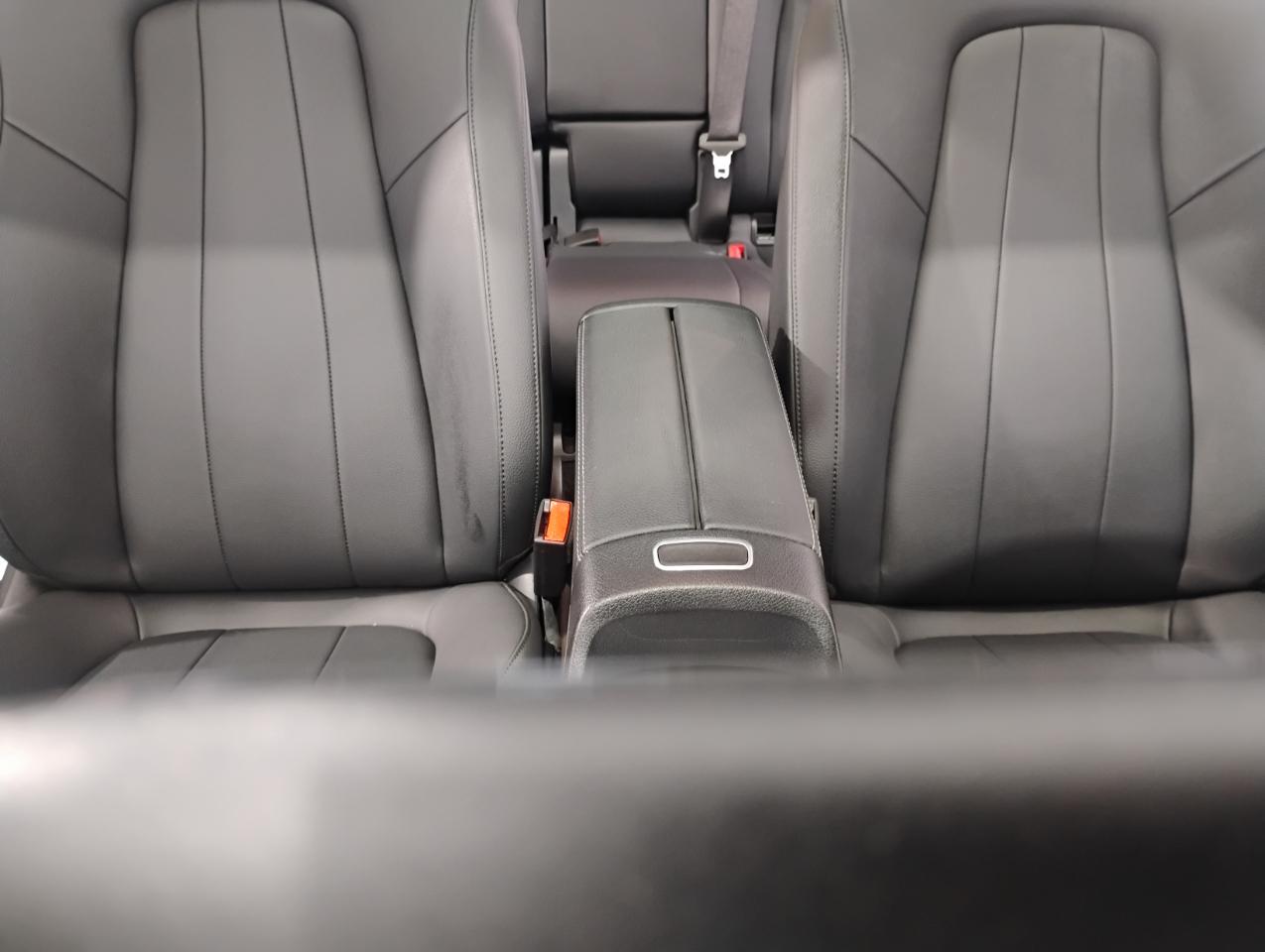 Mercedes-Benz EQB EQB 300 2024