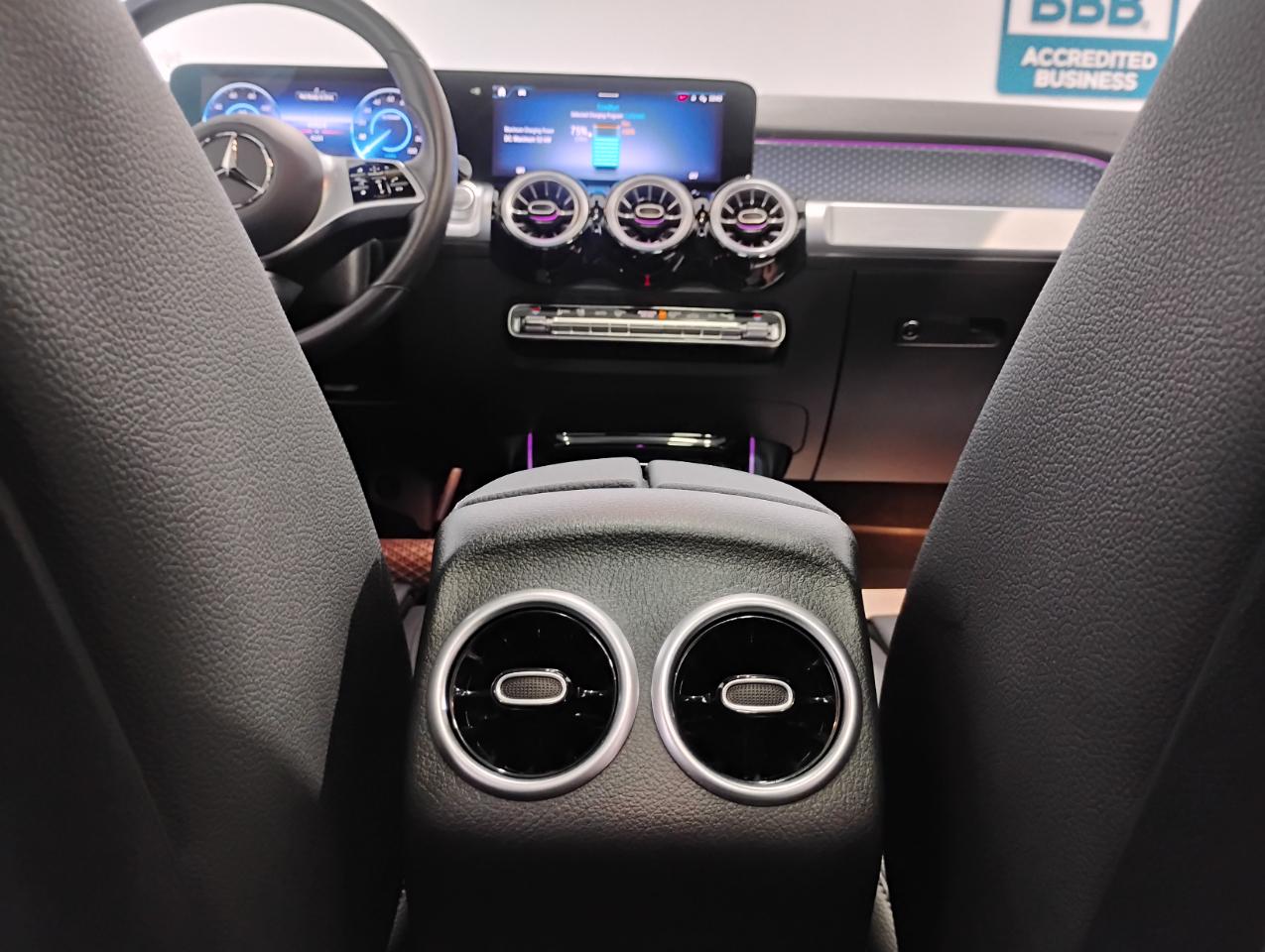 Mercedes-Benz EQB EQB 300 2024