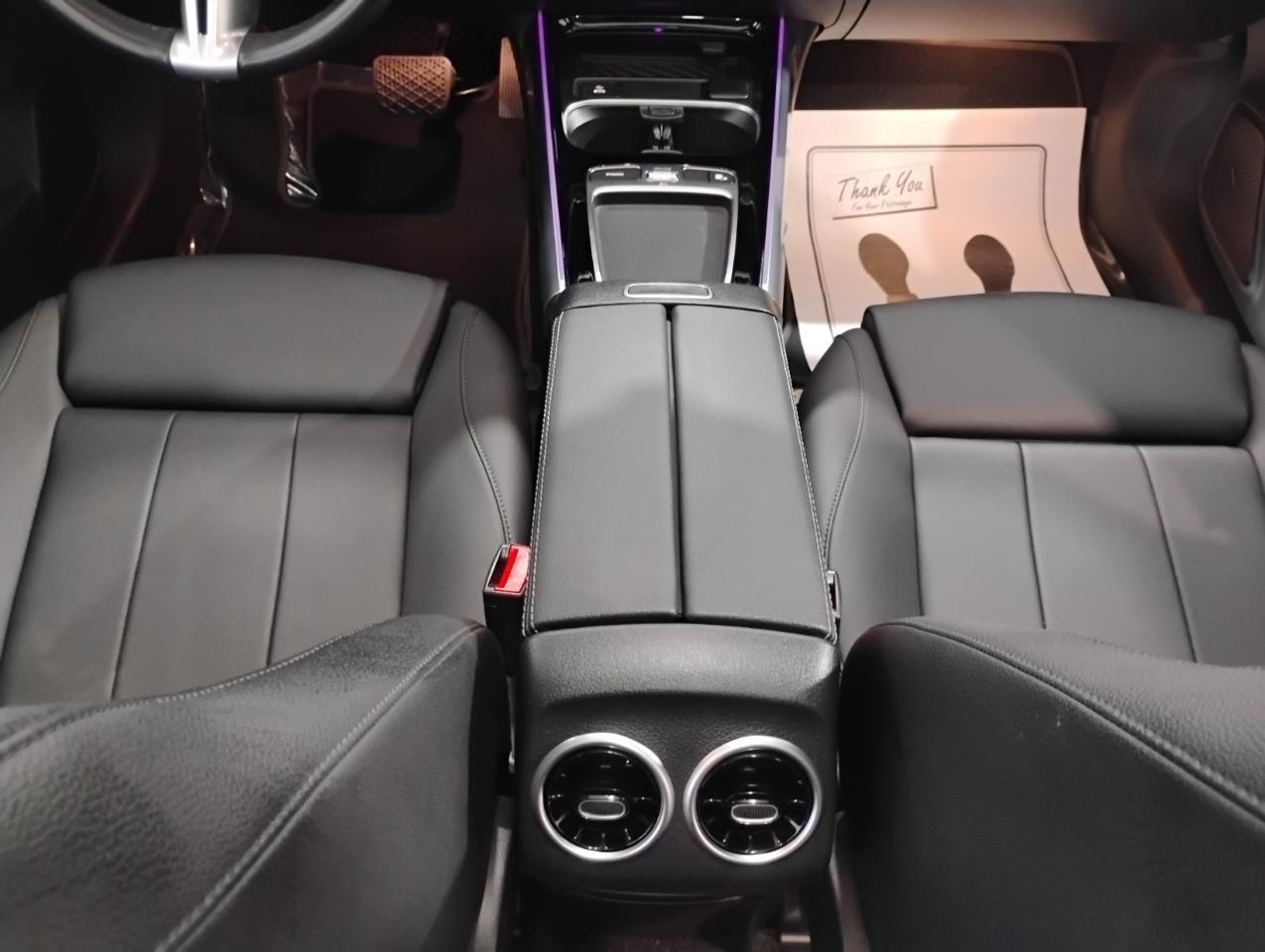 Mercedes-Benz EQB EQB 300 2024