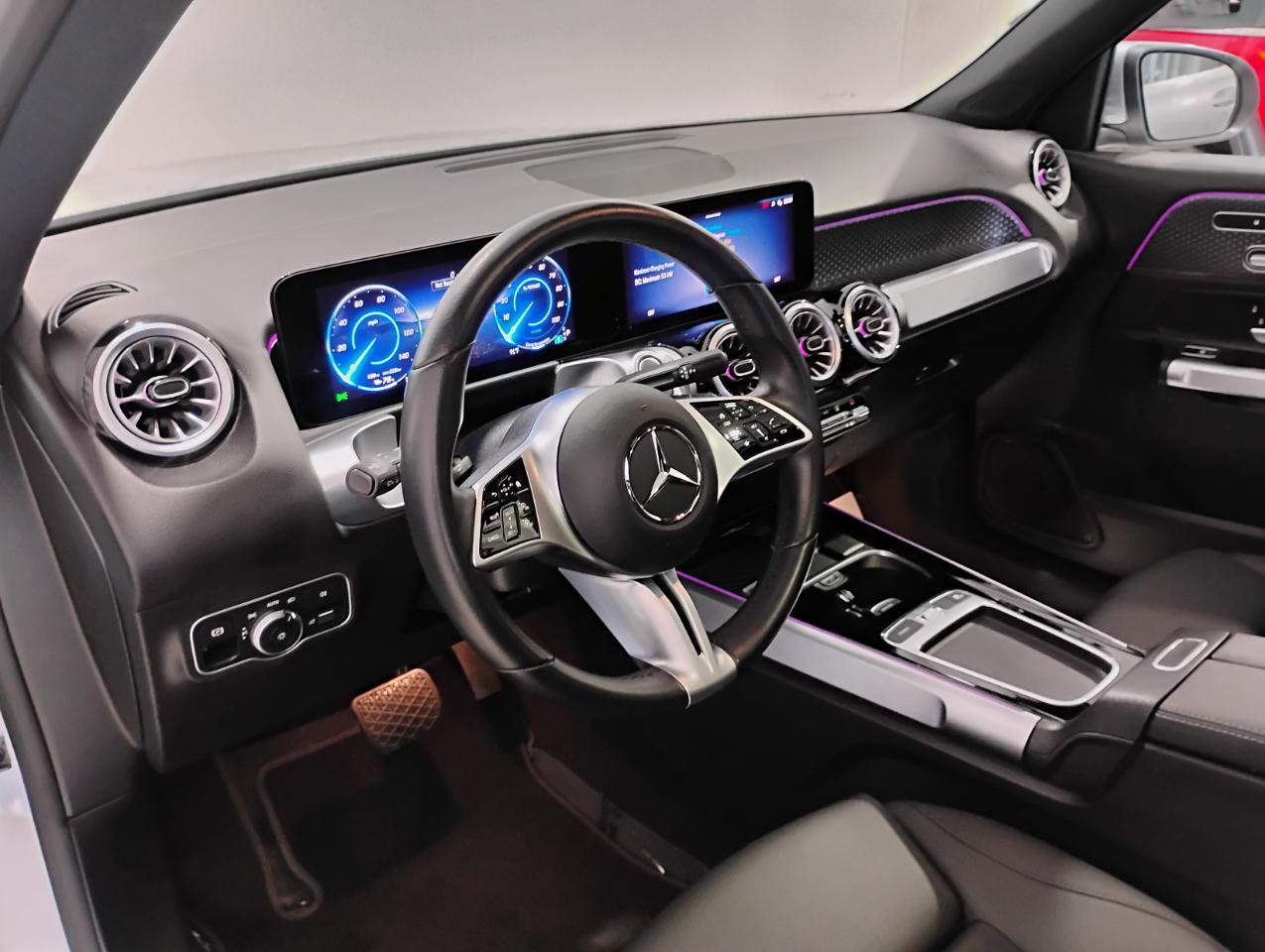 Mercedes-Benz EQB EQB 300 2024