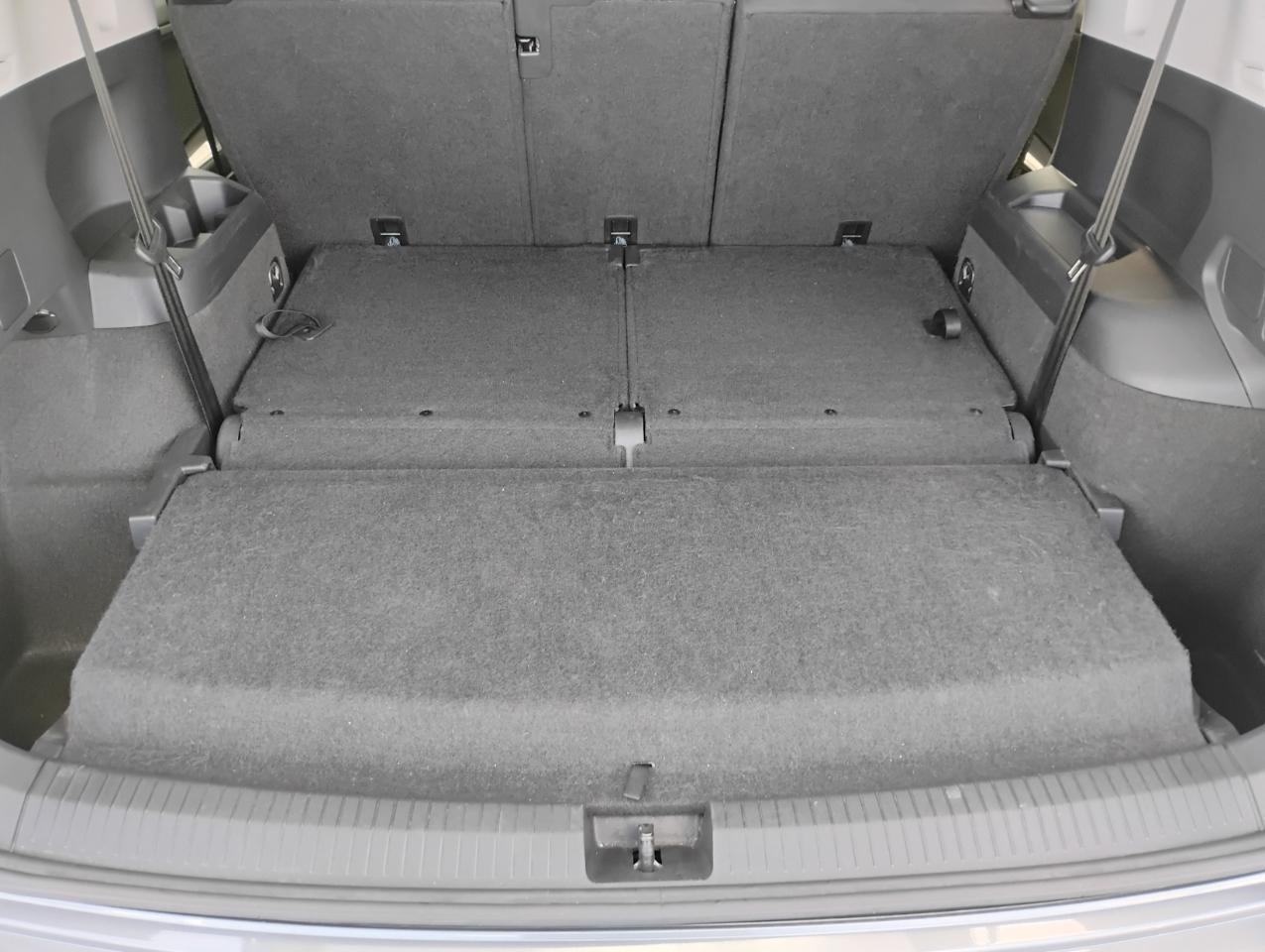 Volkswagen Tiguan S 2024