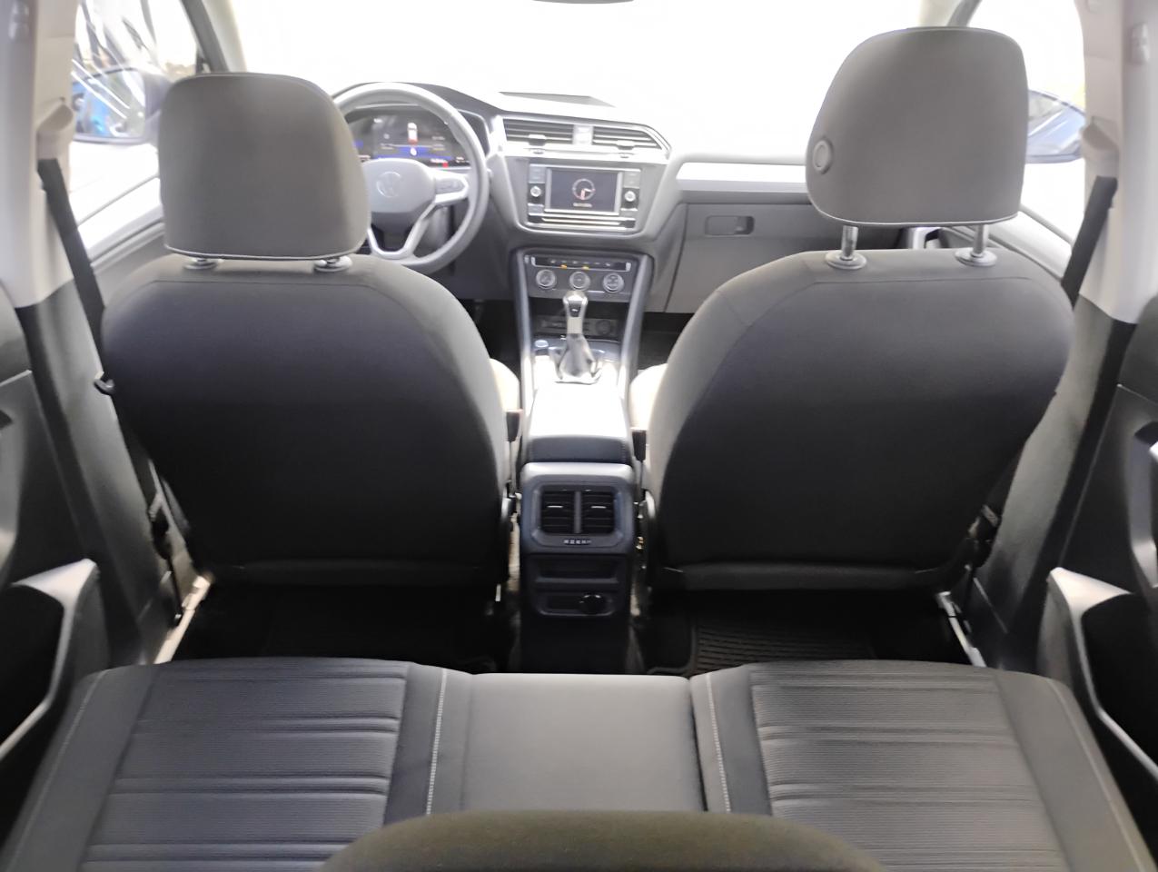 Volkswagen Tiguan S 2024