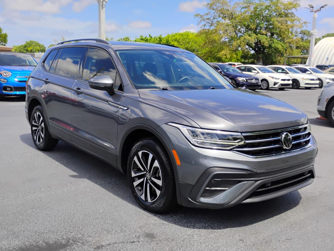 Volkswagen Tiguan S 2024