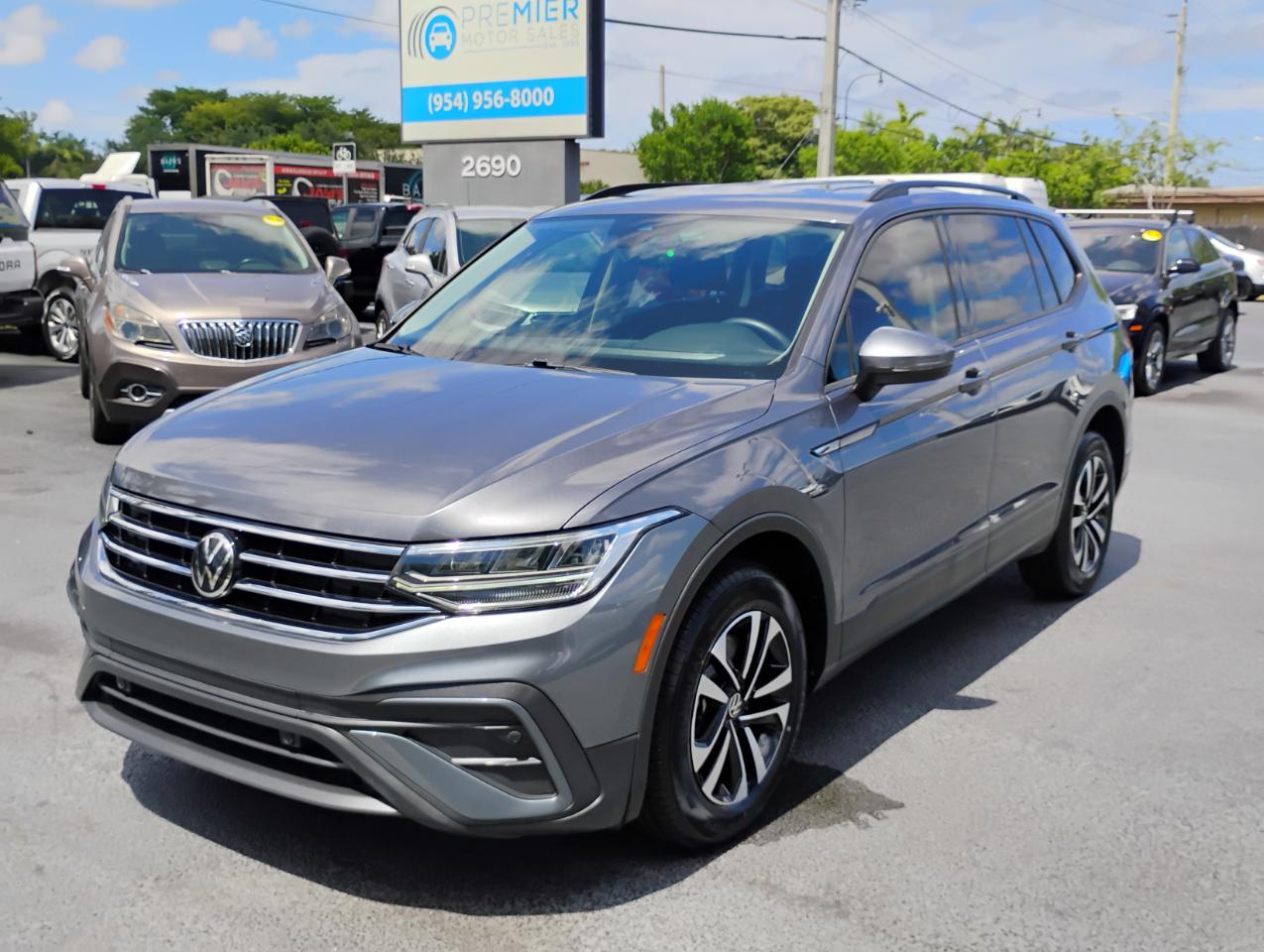 Volkswagen Tiguan S 2024