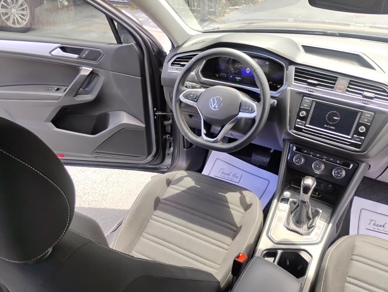 Volkswagen Tiguan S 2024