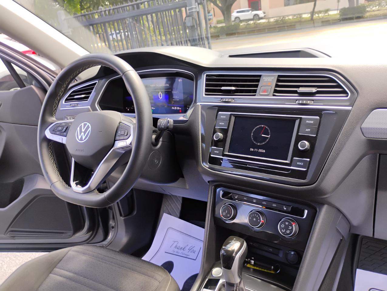 Volkswagen Tiguan S 2024