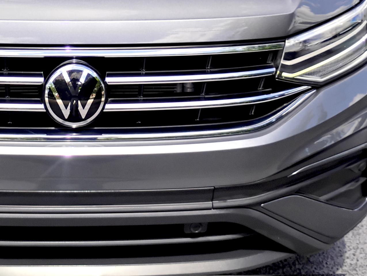 Volkswagen Tiguan S 2024