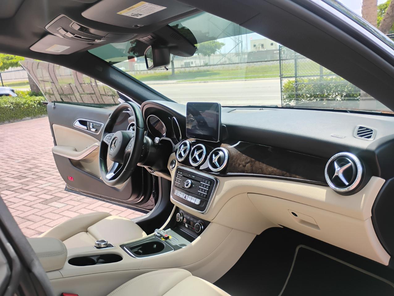 Mercedes-Benz CLA-Class CLA250 2018