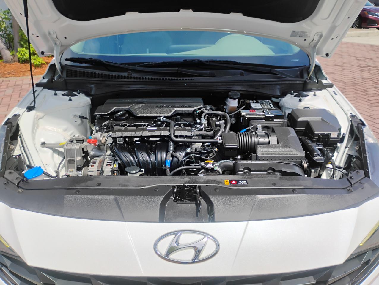 Hyundai Elantra SEL 2023