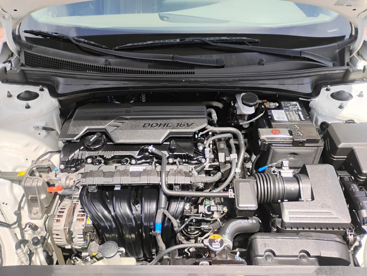 Hyundai Elantra SEL 2023