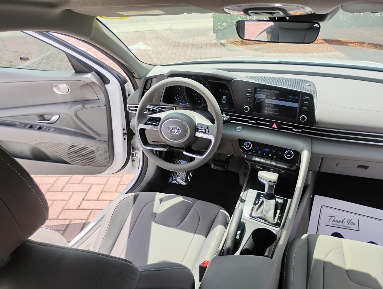 Hyundai Elantra SEL 2023