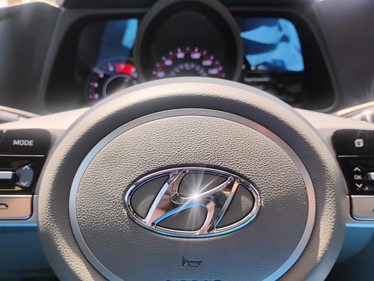 Hyundai Elantra SEL 2023