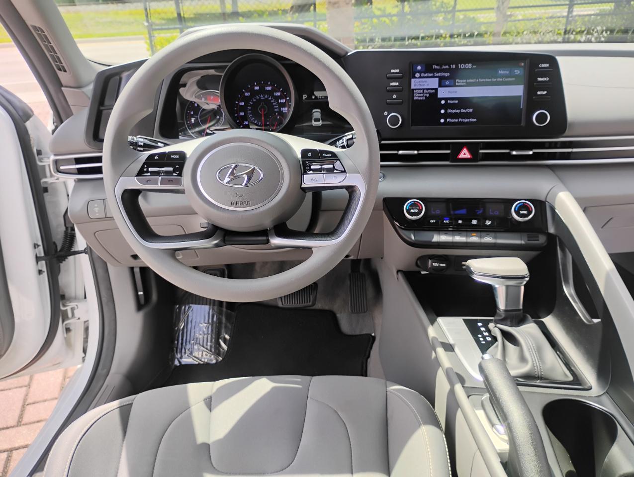 Hyundai Elantra SEL 2023
