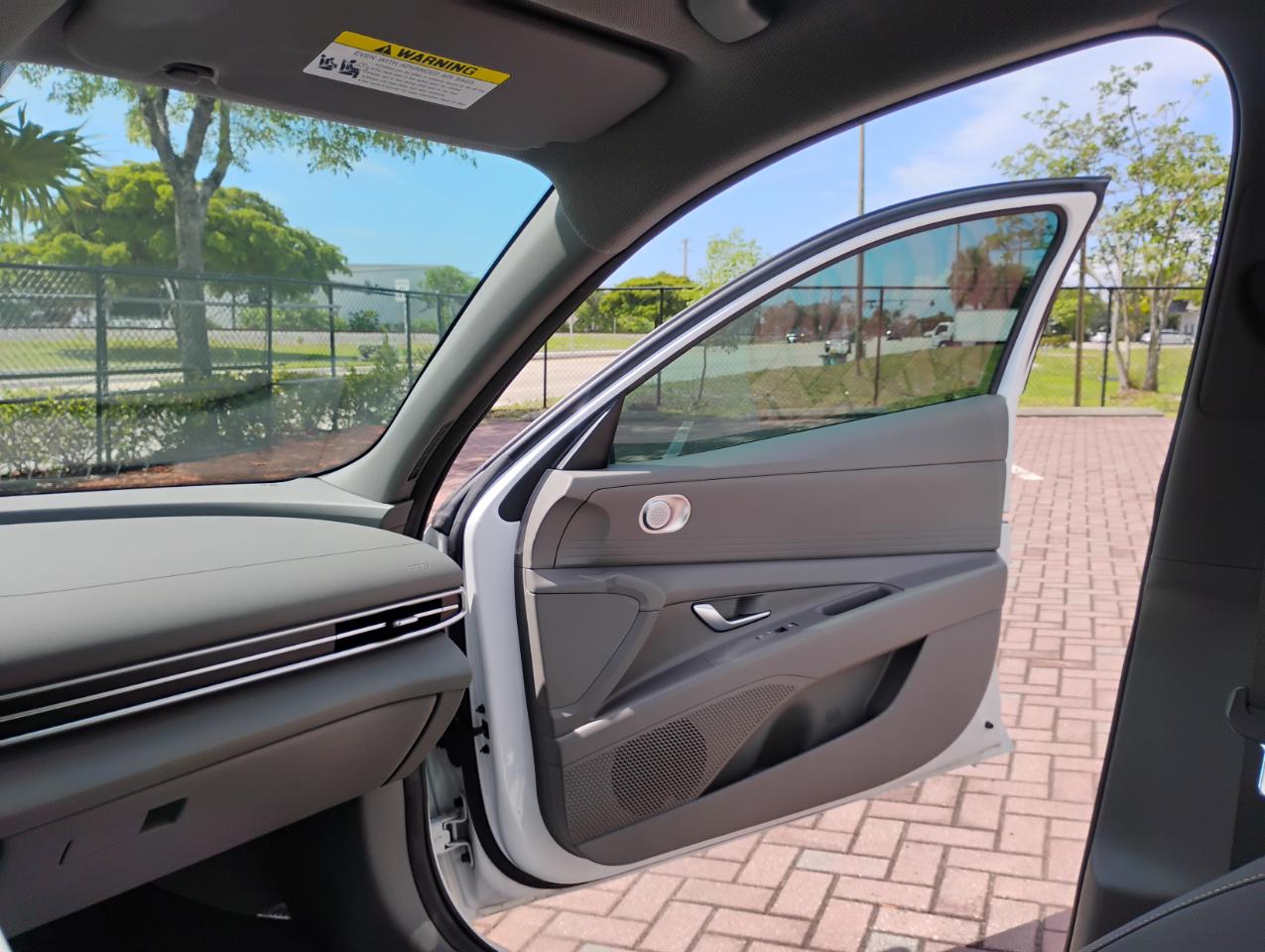 Hyundai Elantra SEL 2023