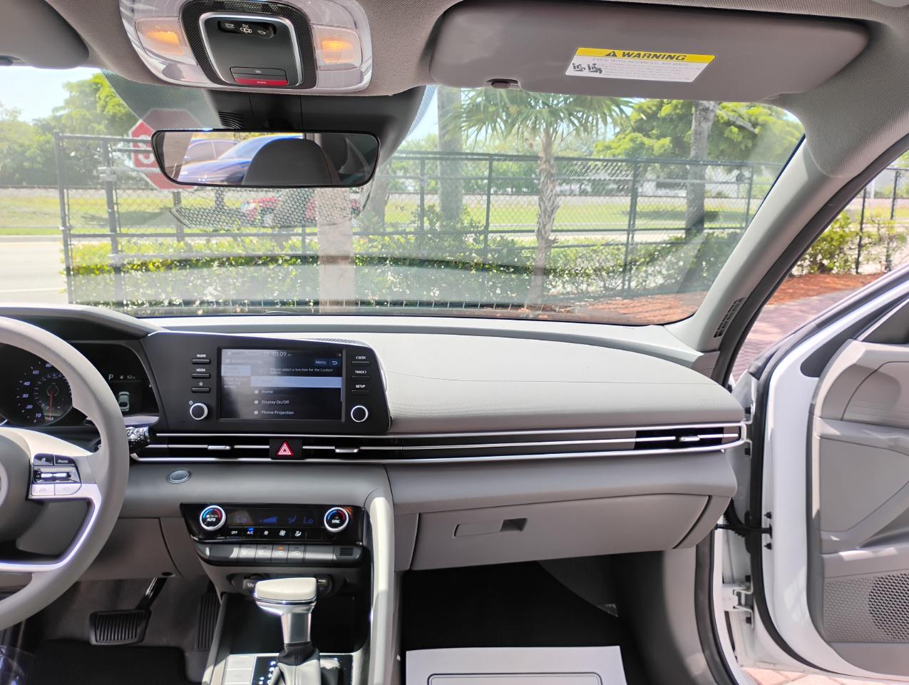 Hyundai Elantra SEL 2023