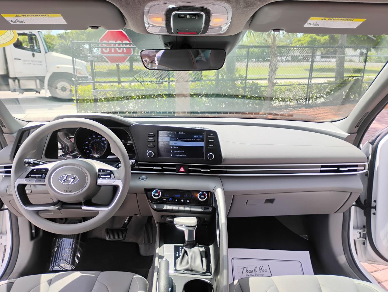 Hyundai Elantra SEL 2023