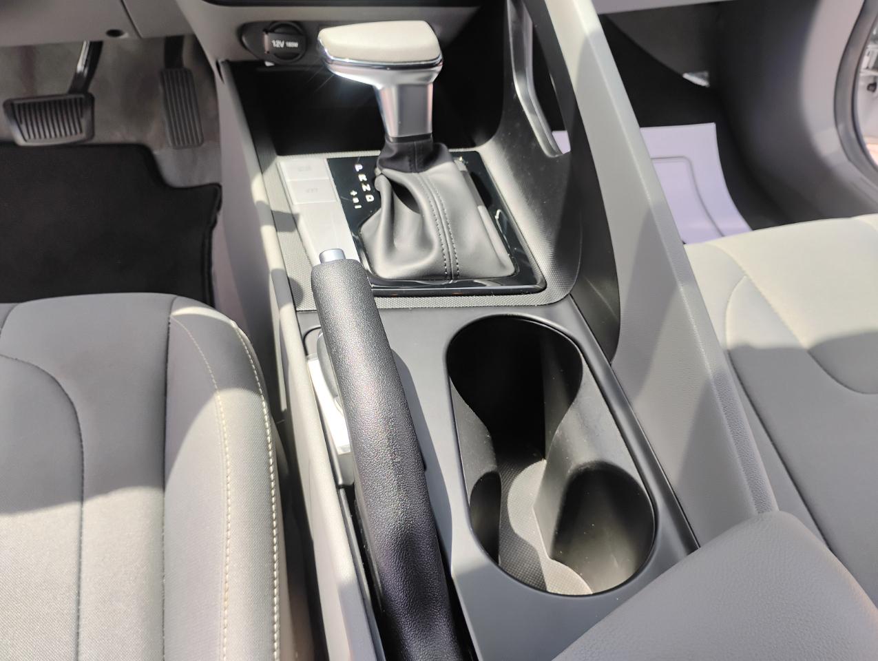 Hyundai Elantra SEL 2023
