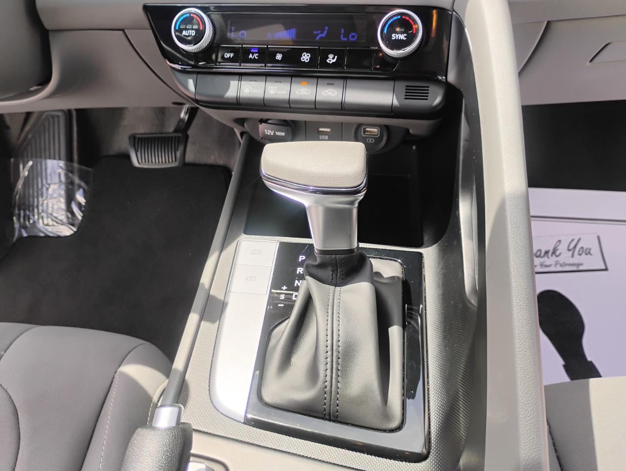Hyundai Elantra SEL 2023