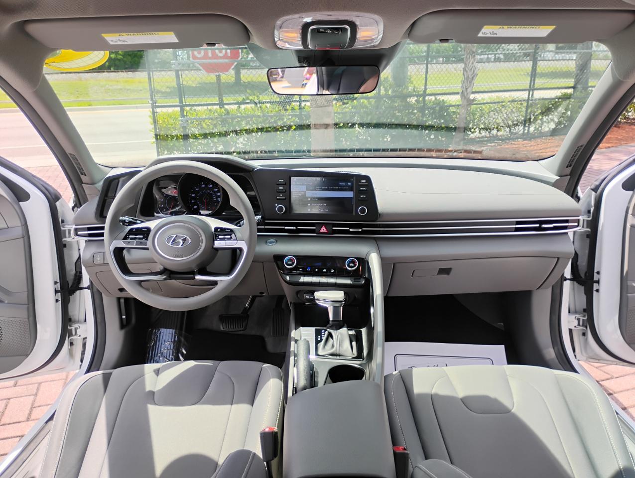 Hyundai Elantra SEL 2023