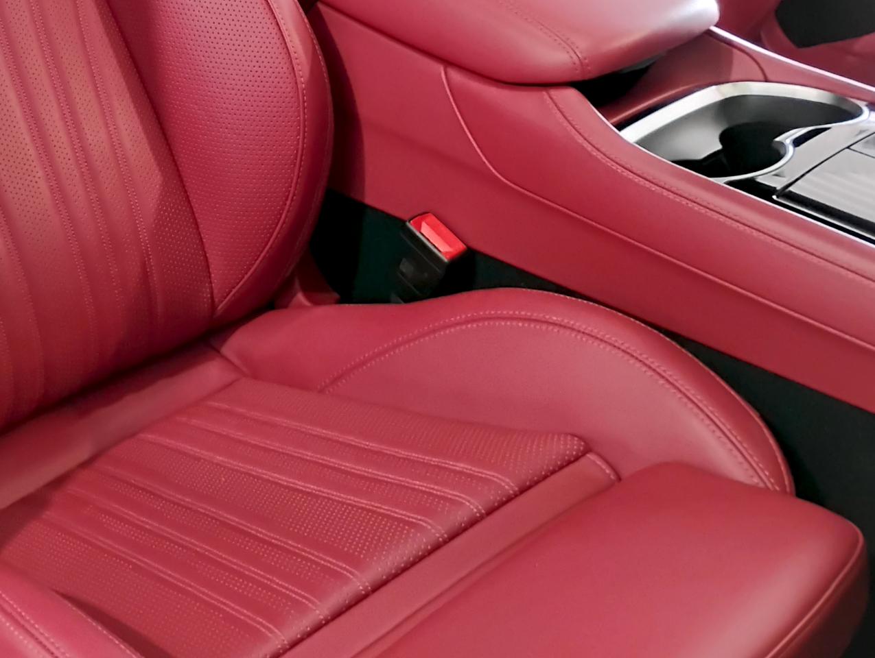 Maserati Grecale  2023