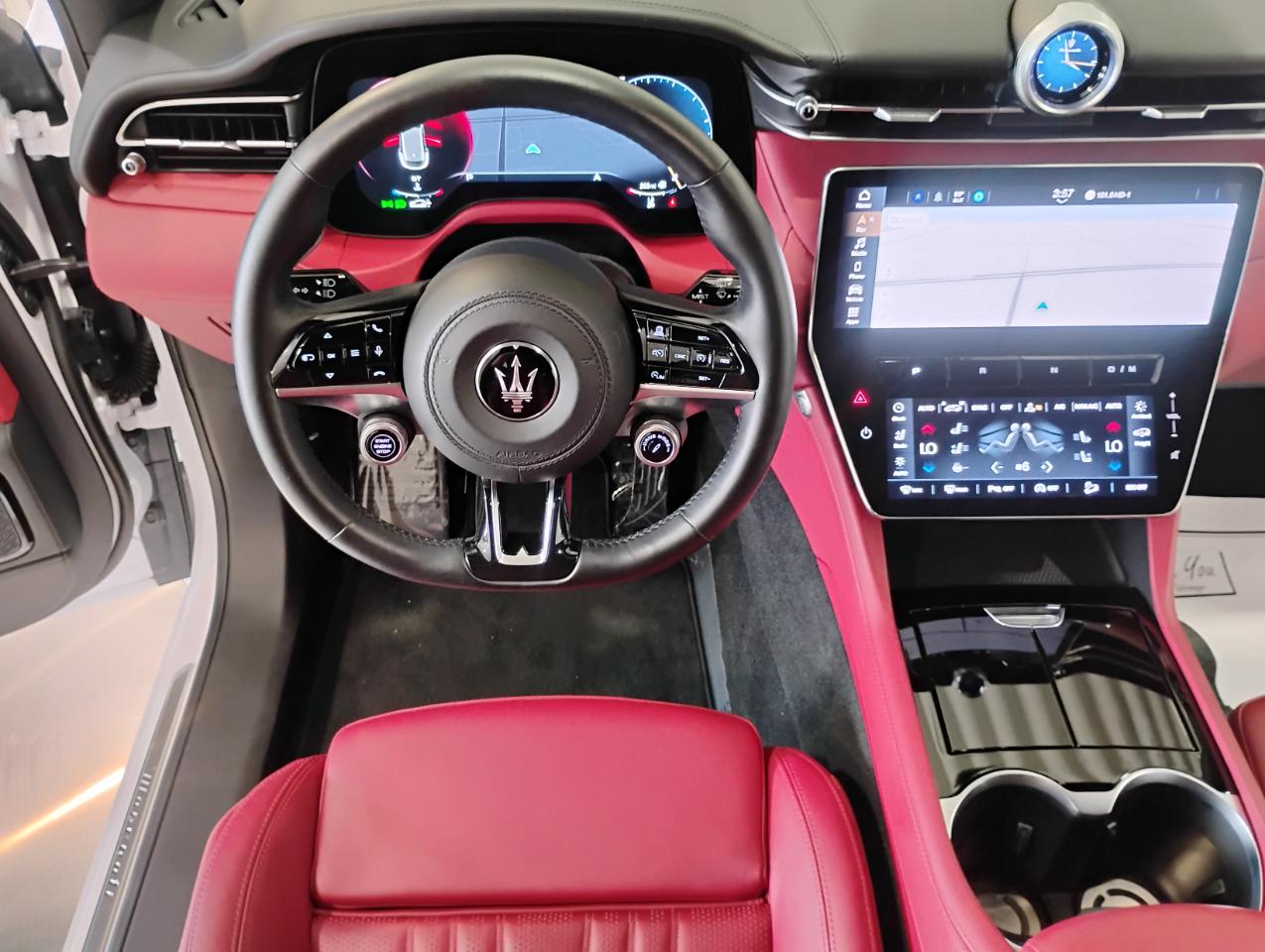 Maserati Grecale  2023