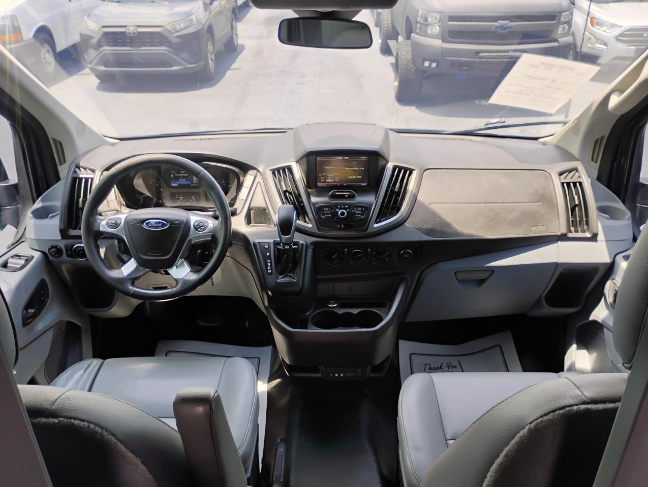 Ford Transit 350 Van Med. Roof w/Sliding Pass. 148-in. WB 2015