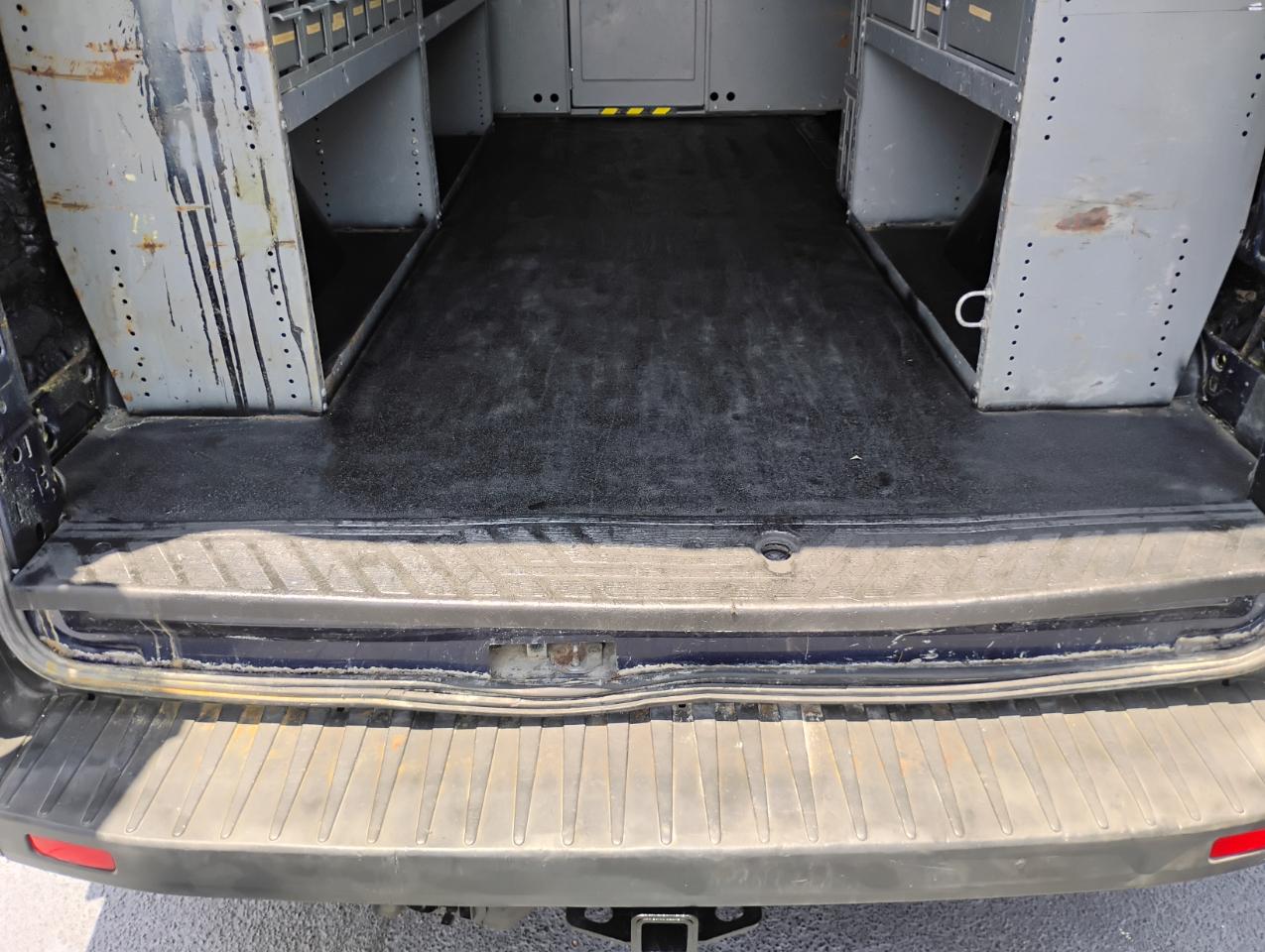 Ford Transit 350 Van Med. Roof w/Sliding Pass. 148-in. WB 2015