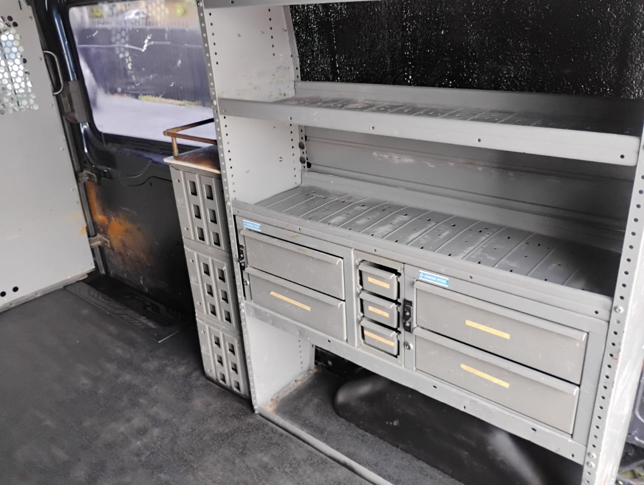 Ford Transit 350 Van Med. Roof w/Sliding Pass. 148-in. WB 2015