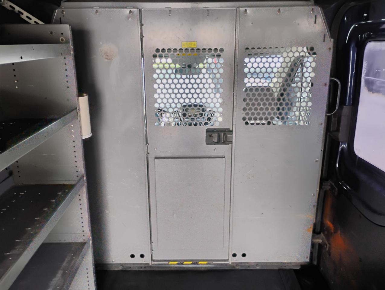 Ford Transit 350 Van Med. Roof w/Sliding Pass. 148-in. WB 2015